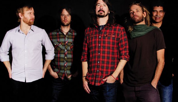 1049509-foo-fighters-candice-lawler