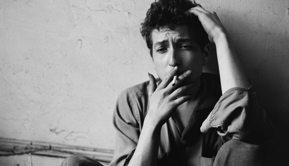 Bob-Dylan-cigarette-T1406978_18