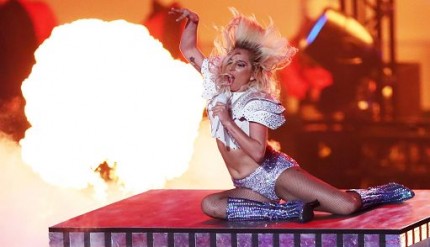 foto IPP/imago/BPI
Houston 05/02/2017
football americano - 51esimo NFL Superbowl
nella foto lo show di lady gaga durante l'intervallo
WARNING AVAILABLE ONLY FOR ITALIAN MARKET